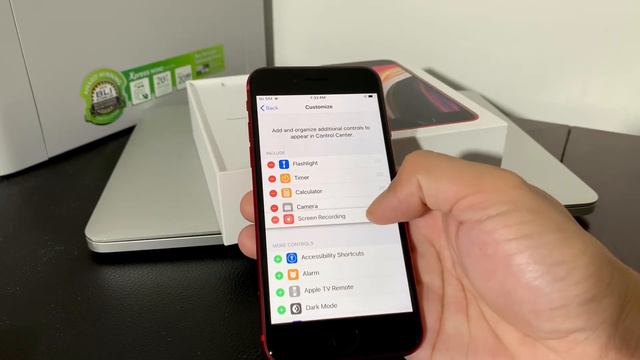 iPhone SE (2020) How to Screen Record with Microphone смотреть онлайн