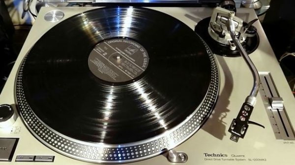 Technics SL-1200GAE Limited Edition & Technics SL-1200G CES