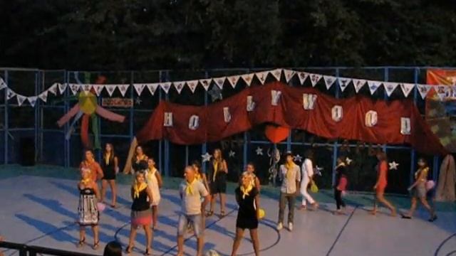 Иссары 2012. 3 смена. Закрытие. Номер вожатых смотреть онлайн