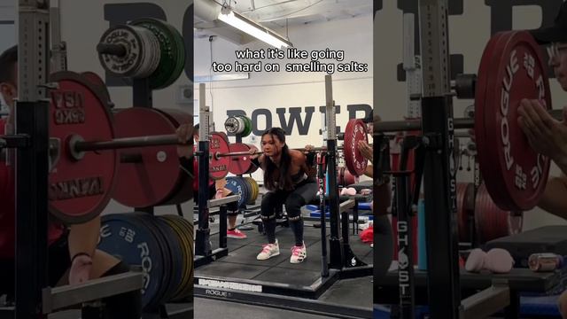 went too hard on smelling salts 😭 смотреть онлайн