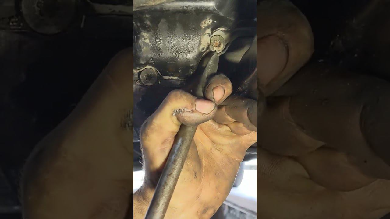 как открутить закисший болт перфоратором