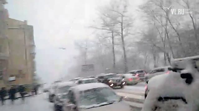 VL.ru - Дорога с центра до Авангарда смотреть онлайн
