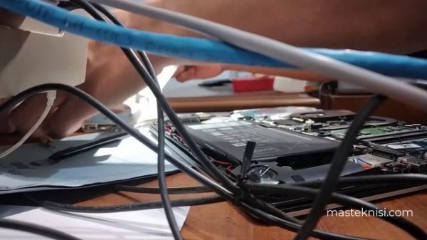 Open Case (buka casing) Disambly Case Dell Inspiron 14 3480