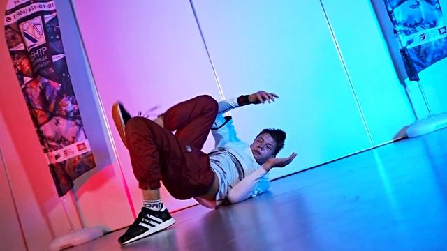 bboy ПостМироний/ Bad Company Squad profile смотреть онлайн