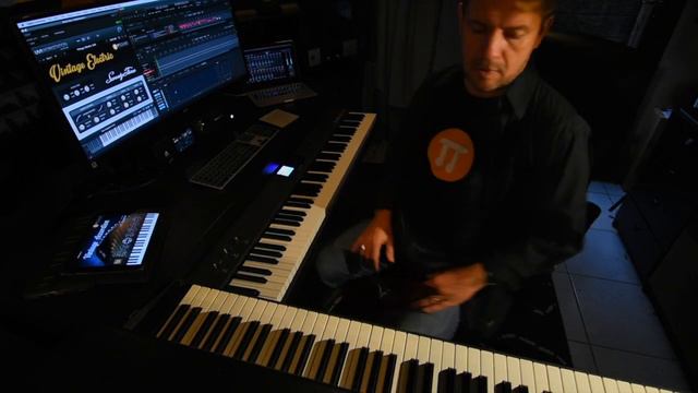 PSound Vintage Electric vs. Fender Rhodes Mark I смотреть онлайн