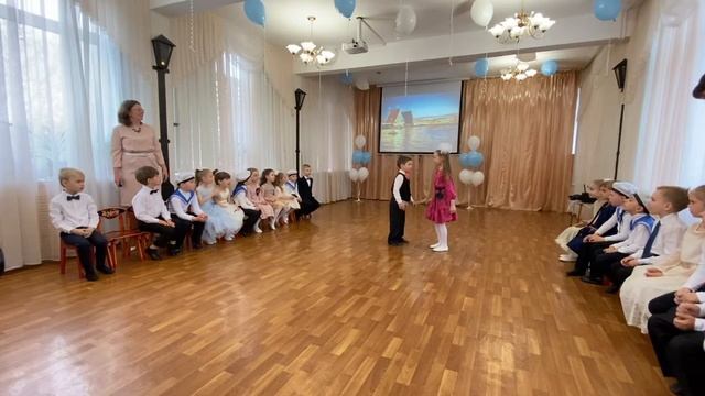 Детский сад №24 // Прогулки по Петербургу // Выпускной смотреть онлайн