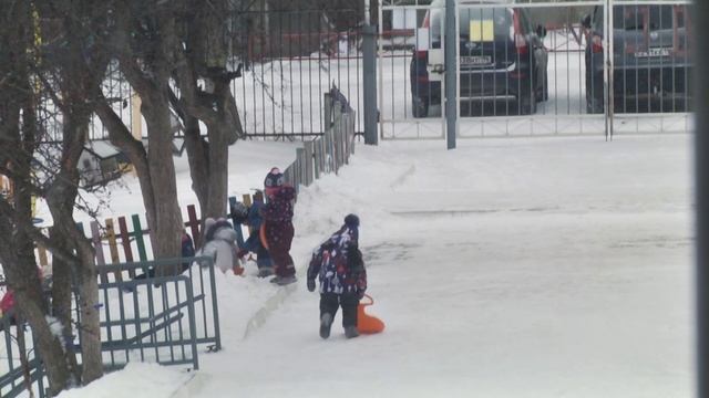 В Ревде семьям начали перечислять президентскую выплату на детей смотреть онлайн