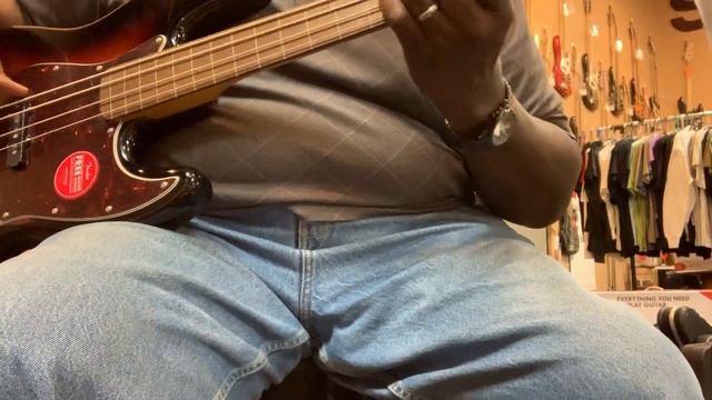 Squier Classic Vibe Fretless: slap смотреть онлайн