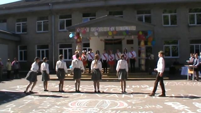 Ретро дефиле Вальс Победы смотреть онлайн
