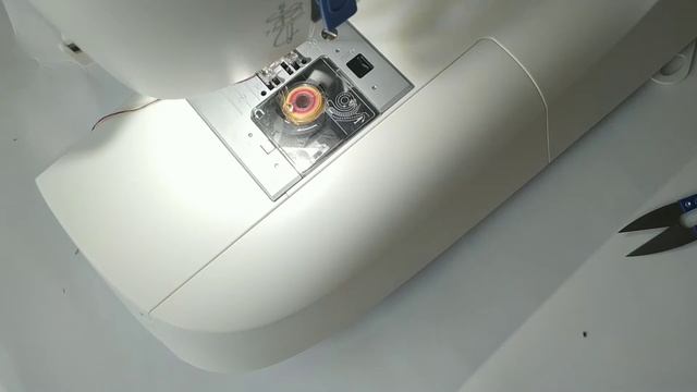 Регулировка натяжения нижней нити смотреть онлайн