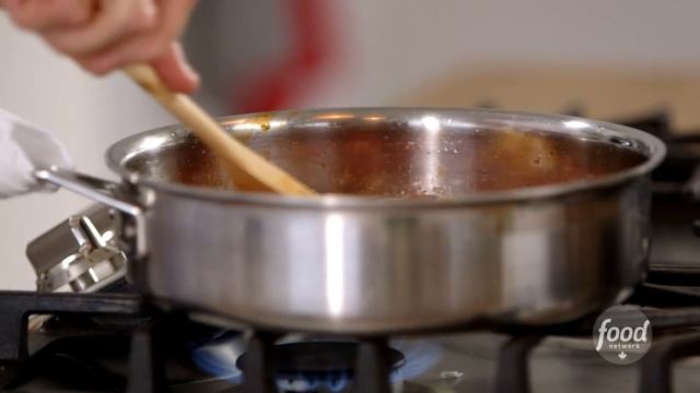 Make a Classic Marinara Sauce | Chef School смотреть онлайн