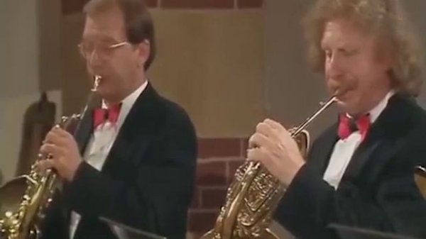 German Brass: JS Bach Toccata & Fugue In D Minor, BWV 565 (D-Moll · En Ré Mineur)