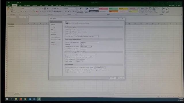 How To Quickly Change Excel Columns From Numbers (1,2,3…) Back To Letters (A,B,C…) смотреть онлайн