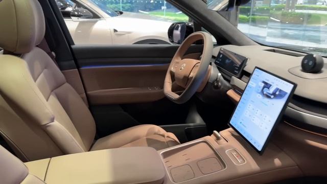 Nio ET5 Touring тест драйв и предзаказ смотреть онлайн