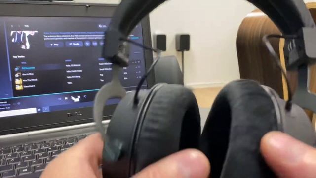 Beyerdynamic DT 1990 Pro Product Review смотреть онлайн