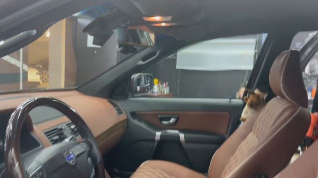 Перетяжка салона автомобиля Volvo xc90 смотреть онлайн
