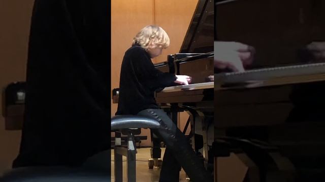Elisey Mysin (11). F. Mendelssohn Etude No. 2 F-dur Op.104 Елисей Мысин, пианист, 11 лет смотреть онлайн