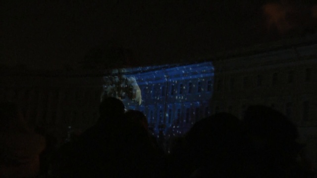 Лазерное шоу на Рождество, Санкт-Петербург, Дворцовая площадь, 2009 год смотреть онлайн