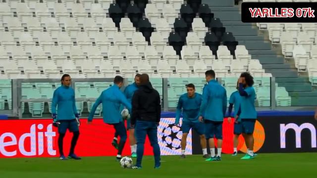 Cristiano Ronaldo🇵🇹⚽!!! Magics Freestyles.