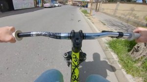 КАТАЮСЬ по ГОРОДУ НА ВЕЛИКЕ от 1 ЛИЦА Ӏ FOV RIDING MTB DIRT Ӏ МАХАЧКАЛА 2023