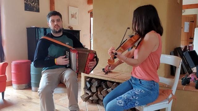 Hughie Kennedy's tune-a-day 2023. Day 23 : The Kerry Bar (Polka). смотреть онлайн