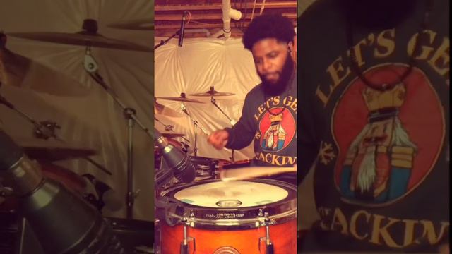 🎧🥁🎄“Do you Believe” Pj Morton ft. Yolanda Adams” смотреть онлайн