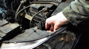 Замена лампы габаритного света в фаре Шевроле Круз