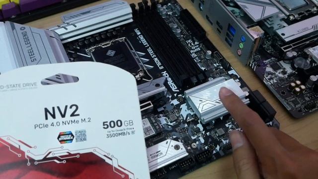 สอนอัพเกรด SSD M.2 ไม่ต้องลงวินโดว์ คอมแรง เพิ่มความจุ ง่ายๆ смотреть онлайн