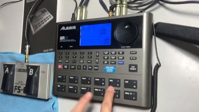 Alesis SR-18 : Testing смотреть онлайн