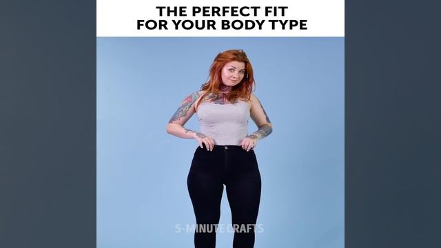 32 CREATIVE JEANS HACKS || 5-Minute Clothes Decor Ideas! смотреть онлайн
