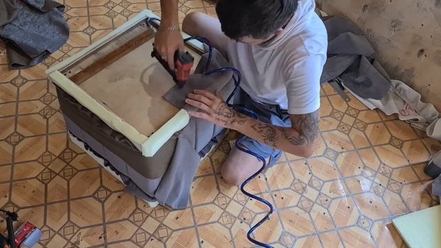 Квадратный столик с зеркалом своими руками. Table with mirror. Придиванный столик своими руками смотреть онлайн