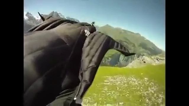 Это Вингсьют Детка....(Свободный полет в костюме-крыле) смотреть онлайн