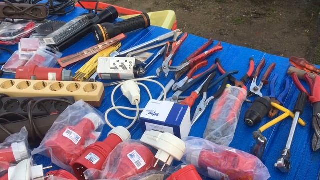 Немецкие Барахолки Trödelmarkt / Flohmarkt Блошиный рынок в Германии смотреть онлайн