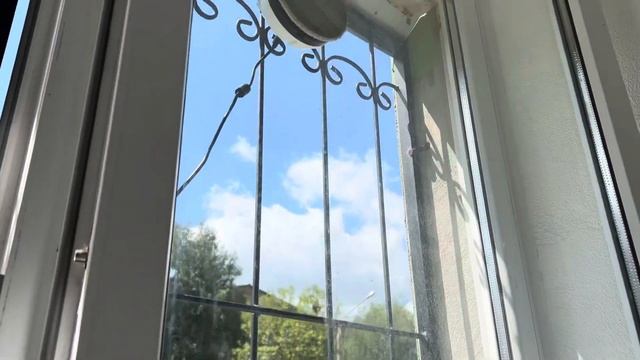КАК ПРОСТО ВЫМЫТЬ ОКНА , ЧТОБЫ ОНИ ДОЛГО СВЕРКАЛИ смотреть онлайн
