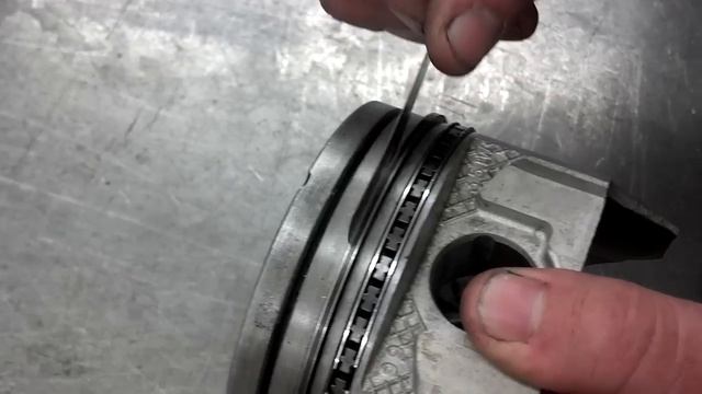 Measuring pistons and rings смотреть онлайн