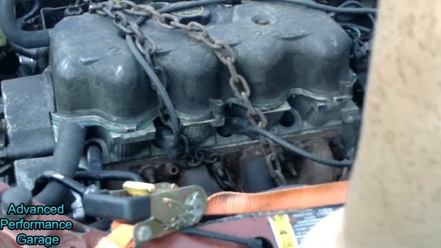 How To Change Spark Plugs In A 1998-2004 Ford Focus смотреть онлайн
