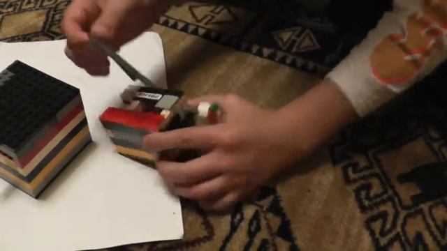 Сейф из Лего смотреть онлайн