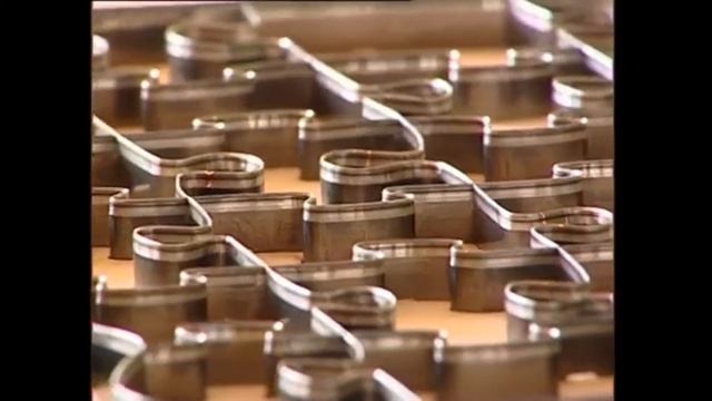 Как делают пазлы  ?