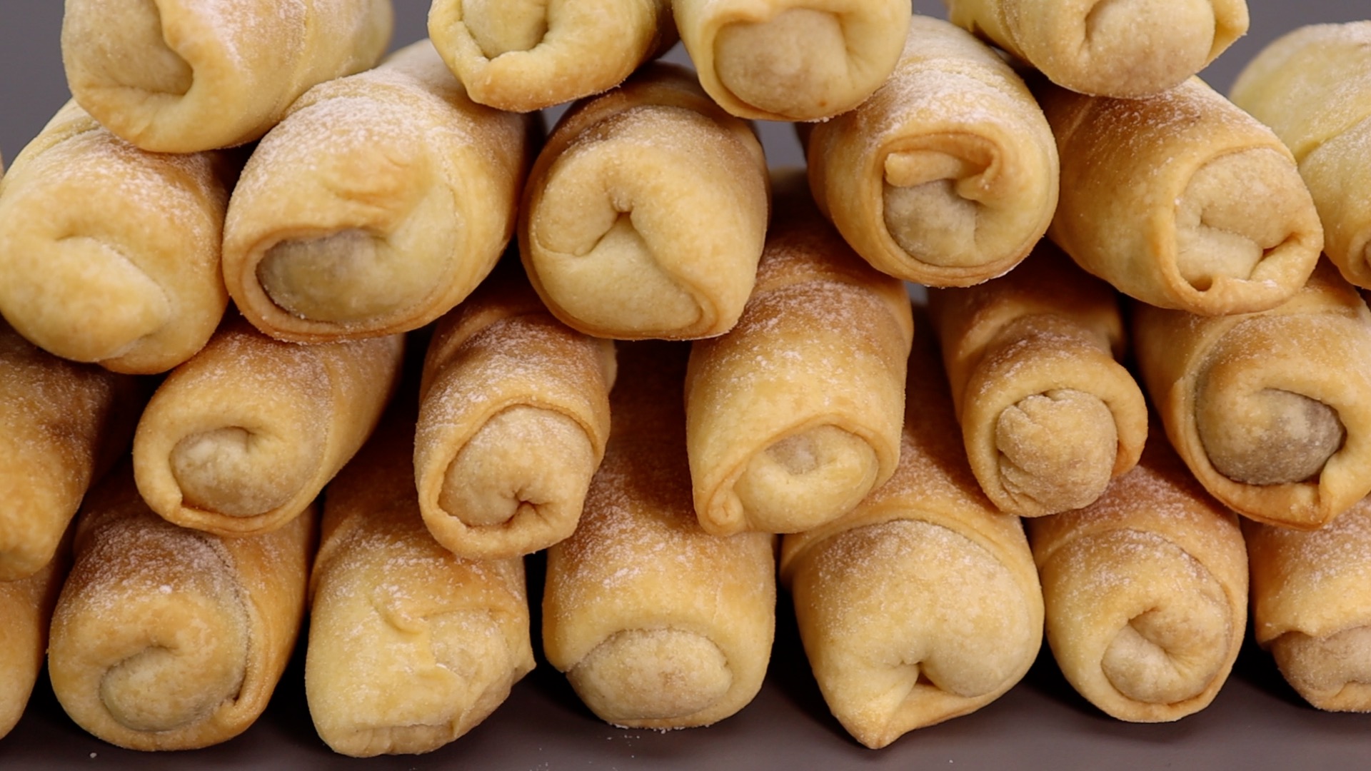 ВЫ УДИВИТЕСЬ КАК ПРОСТО! ТРУБОЧКИ с НАЧИНКОЙ. ПЕЧЕНЬЕ "БАРМАК" с Орешками. ВКУСНО и БЫСТРО к ЧАЮ смотреть онлайн