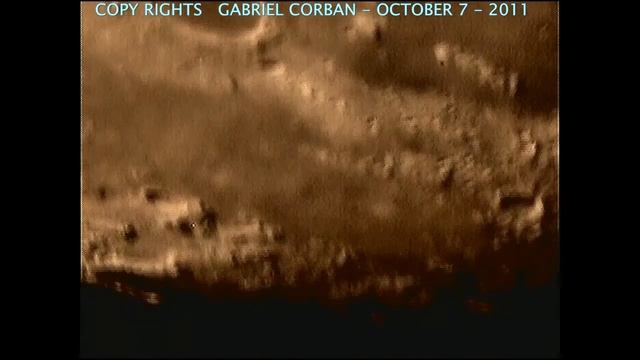 THE MOON, SEEN THROUGH TURBULENCES WITH A TELE VUE - GABRIEL CORBAN FAMILLY.avi смотреть онлайн