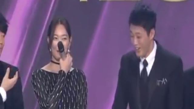 So Ji Sub and Shin Min Ah SWEET MOMENTS [SoShinCouple] смотреть онлайн