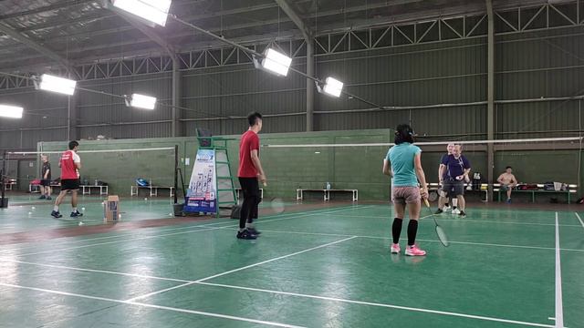 Badminton Artha Gading 16 April 2022 Nukke Andri vs Billy Edwin смотреть онлайн