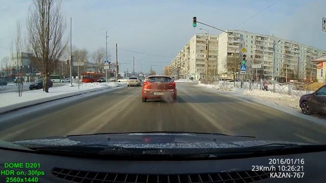 Видеорегистратор DOME D201 днем, ясно. HDR on, 2560x1440, 30fps. Процессор Амбарелла А12 смотреть онлайн