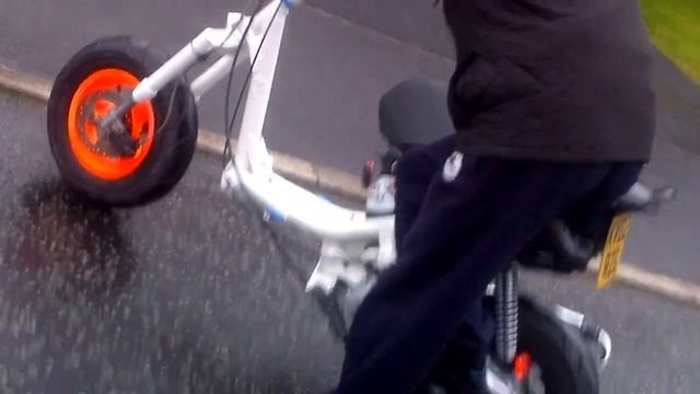 Peugeot metal x 50cc moped scooter sr50 nrg zip смотреть онлайн