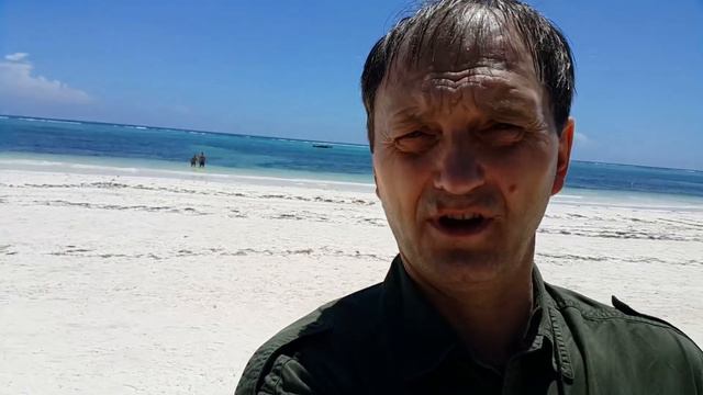 Впервые на Занзибаре смотреть онлайн