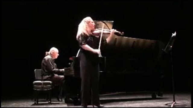 Stephanie Chase plays "Obertass" Mazurka by Henryk Wieniawski смотреть онлайн