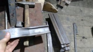 Обзор пресс для прессовки траков с кирнением  и лекало для изготовления траков на часть 34.