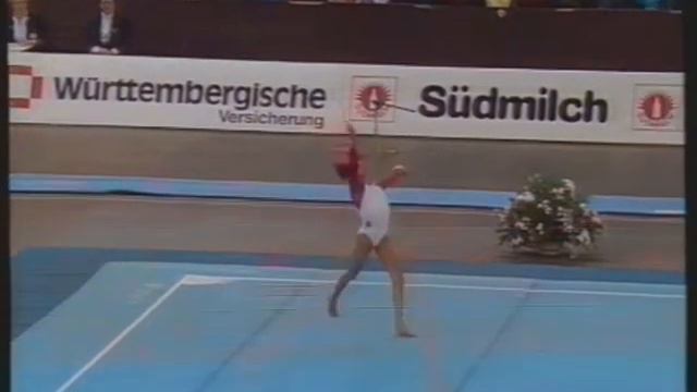 Betty Okino (USA) - DTB Cup 1990 - All Around - Floor Exercise смотреть онлайн