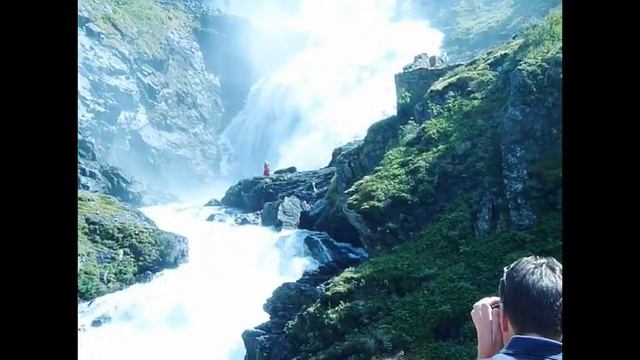 Водопады Flamsbana. смотреть онлайн