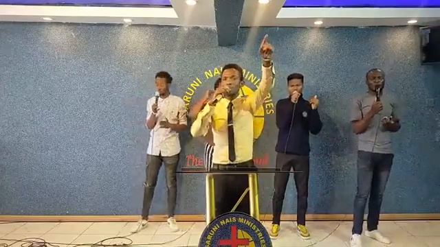 Geff Samba ministering during a lunch hour service 2 смотреть онлайн